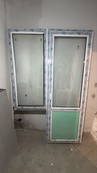 Балконная дверь с окном