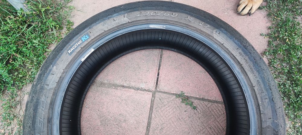 Комплект сликови гуми 200/60 Metzeler/Dunlop