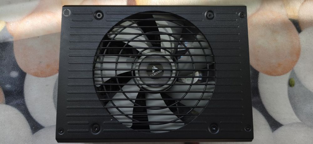 Блок питания Corsair HX1200