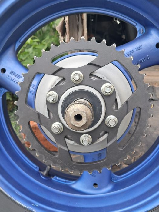 заднее колесо диск suzuki суппорт можно в сборе