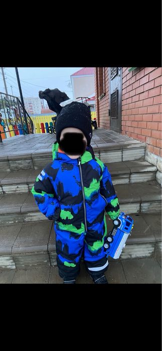 Продам детский зимний комбинезон