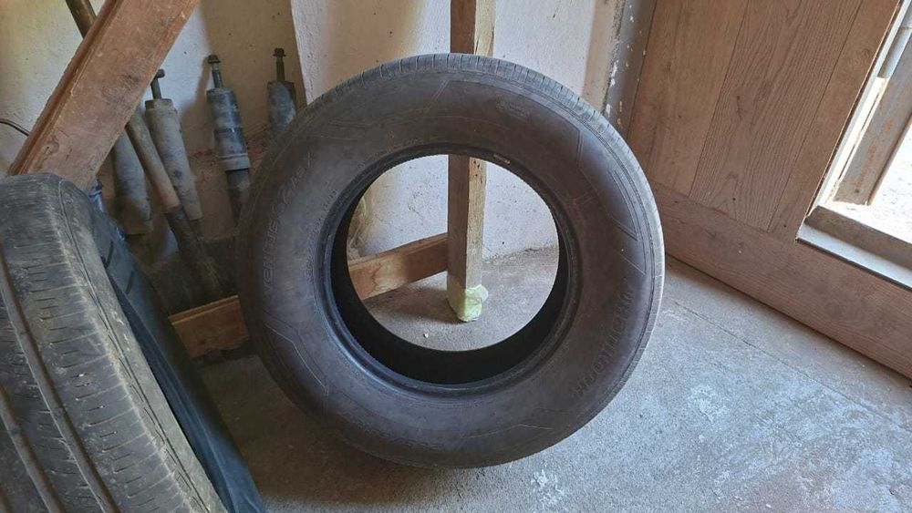 Продам шины Hankook 265/65 R17