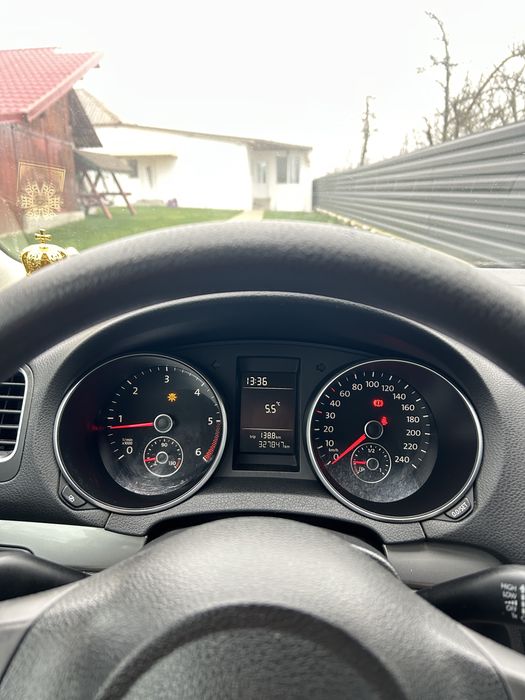 Vw Golf 6 1.6 TDI 105 CP  2011