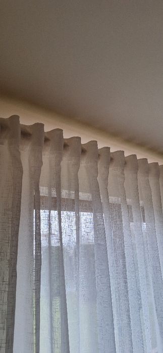 NOU!!! 3 BUC - Perdea tulle alba model ploaie