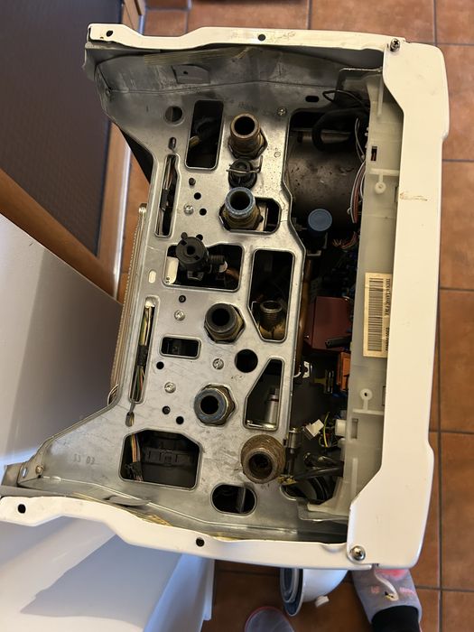 Vând centrală pe gaz