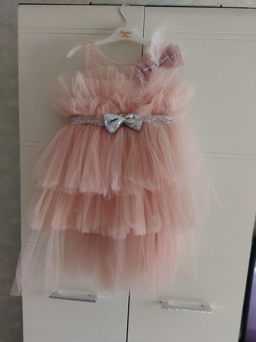 Продам платье вечернее 46 размер