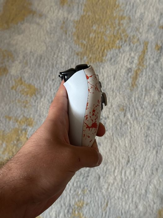 Controller Playstation 5 cu Skin