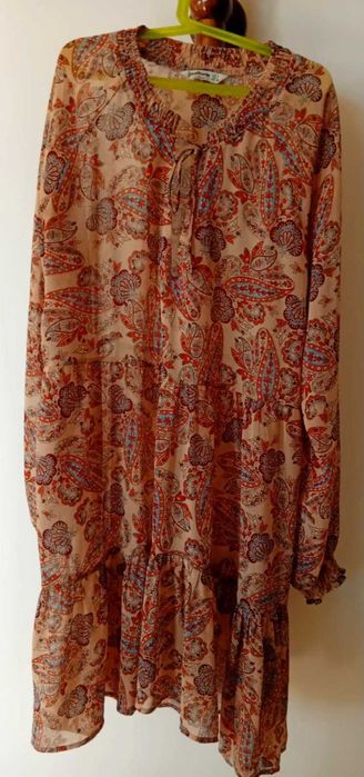 Рокля пролетно-лятна, не се глади, размери M - L; 38-40