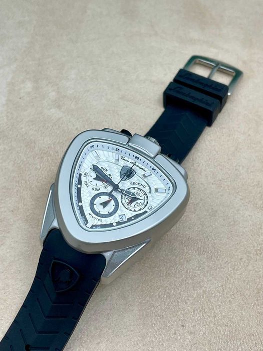 Мужские наручные часы: Tonino Lamborghini