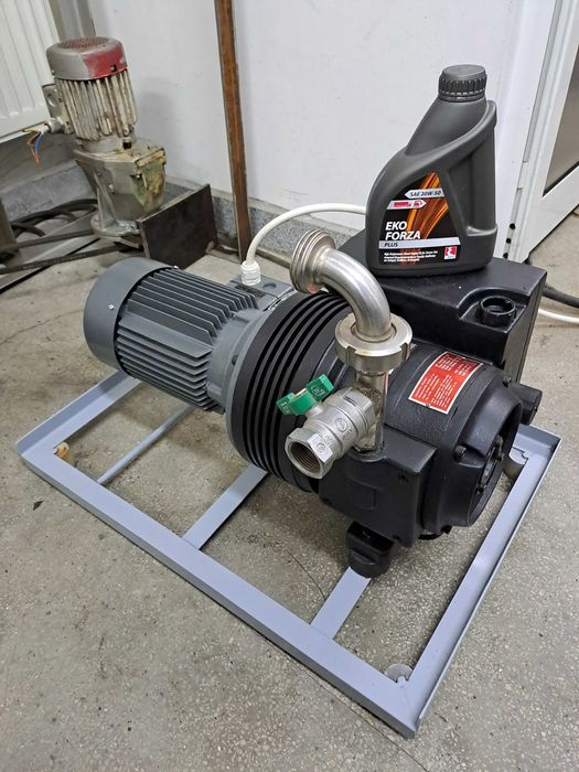 Вакуум помпа Rietschle CLFE 26 V / 25m3/h / 2,2kW