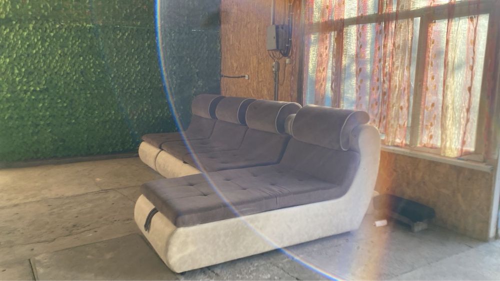 Срочно продам диван