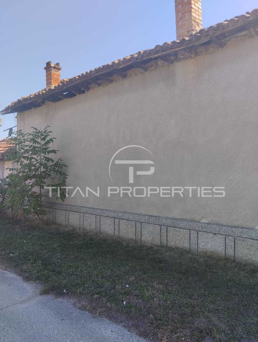 Продава се Къща в с. Горна махала, Област Пловдив - 60 кв.м за 500 €/кв.м - Снимка #1