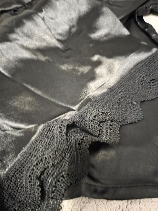 Pijama satinata neagra marime M