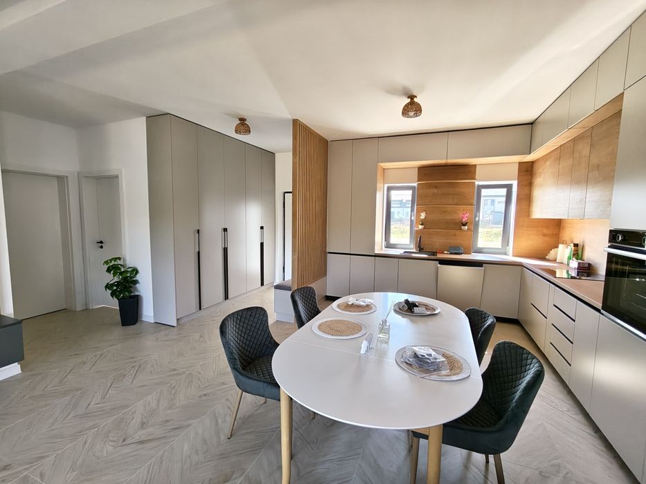 Proprietar închiriez pe termen lung casa noua 3camere mobilata și utilata