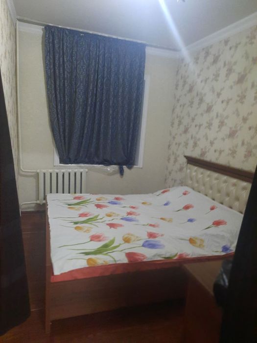 Qoraqamish 2.4 uy sotiladi 3 xona