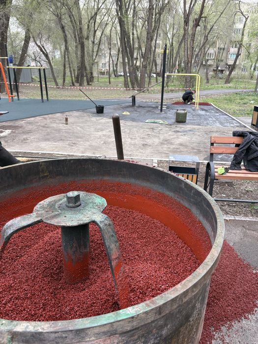 Резновые покрытие тартановое покрытие