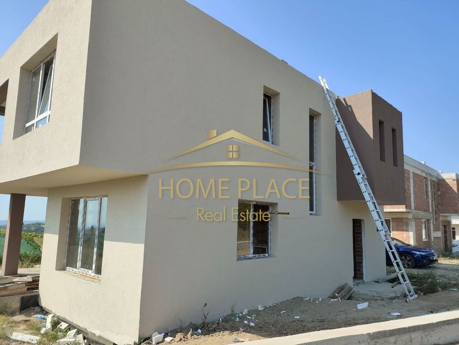 Продава се Къща в Варна, м-т Боровец - юг - 200 кв.м за 975 €/кв.м - Снимка #1