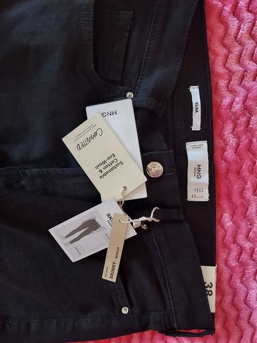 Vând blugi skinny ,negru, mas 38,Mango