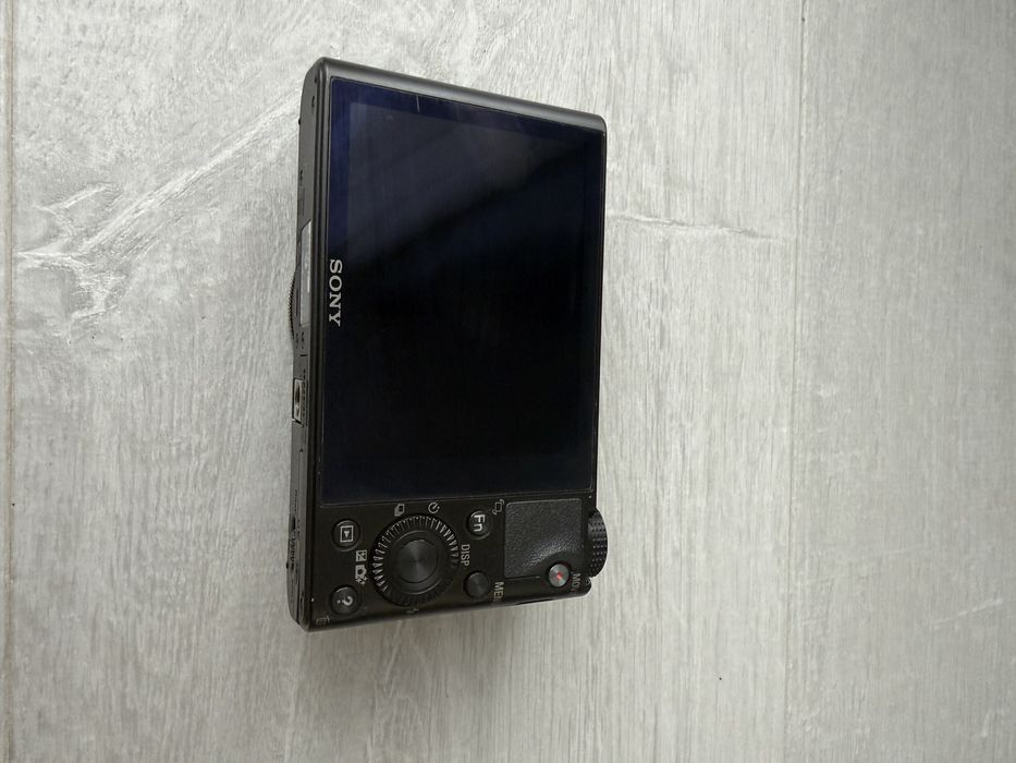 Sony DSC-RX100 Cybershot - aparat foto 20.2MP