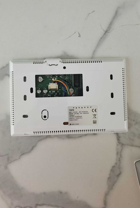 Sistem de alarma Paradox