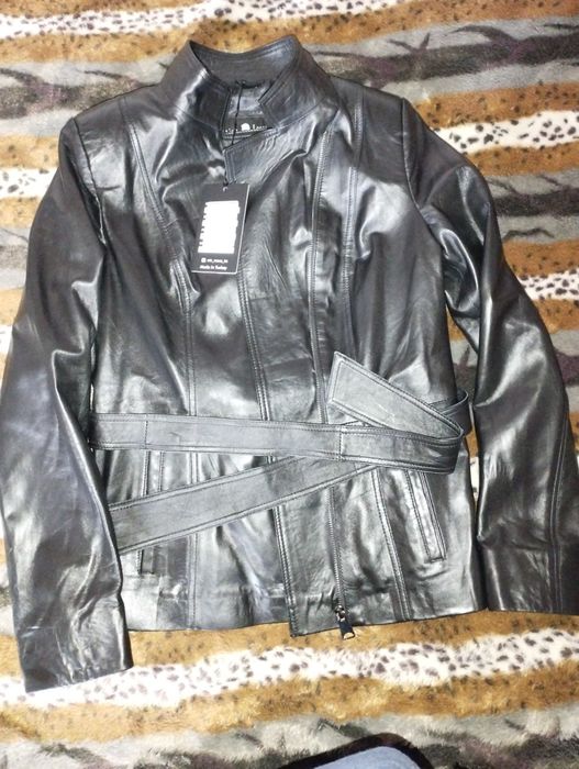 Кожанная куртка новая