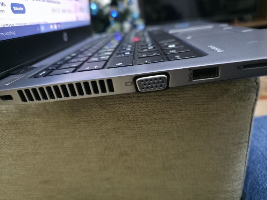 Vând HP820   EliteBook