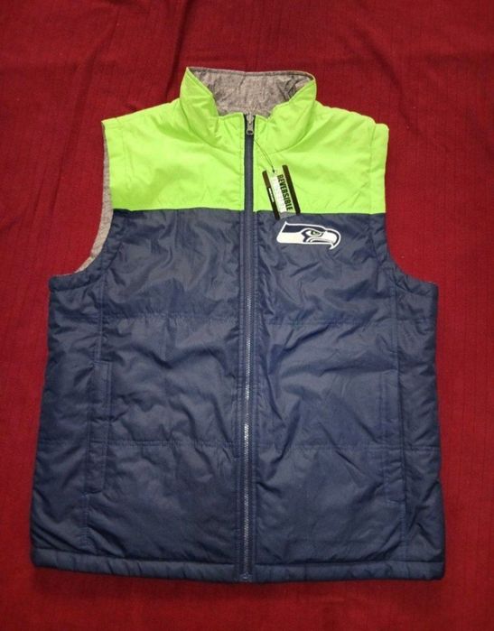 Из США комплект, кофта и двухстороняя желетка,бренда Seattle Seahawks!