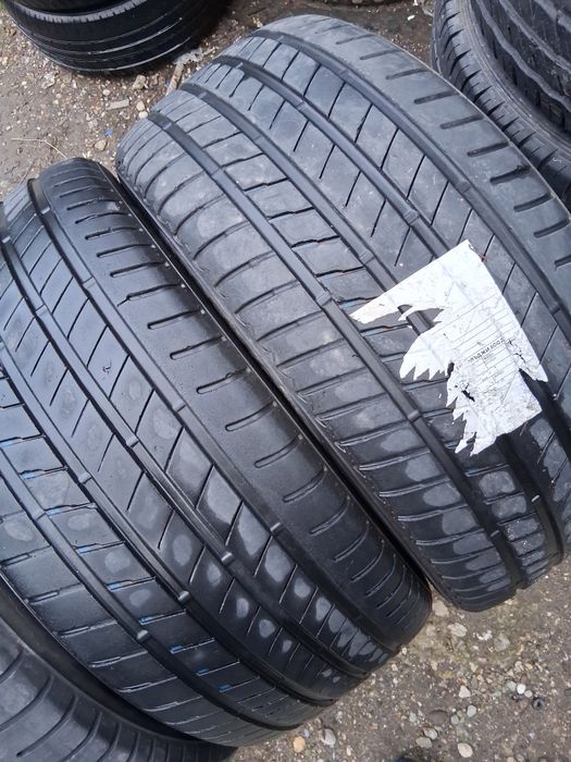 20цола спорт 305 40 и 275 45 20 BRIDGESTONE 4броя летни