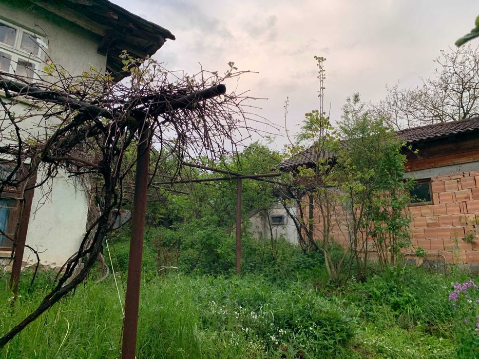 Продава се Къща в Пловдив, Тракия - 74 кв.м за 473 €/кв.м - Снимка #2