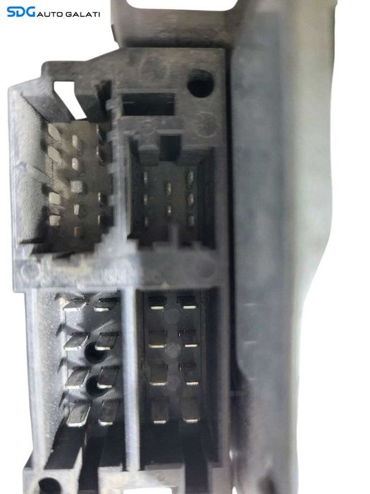 Unitate Radio CD Player Dacia Logan 1 2004 - 2008 Cod 8200354519T [L7163]