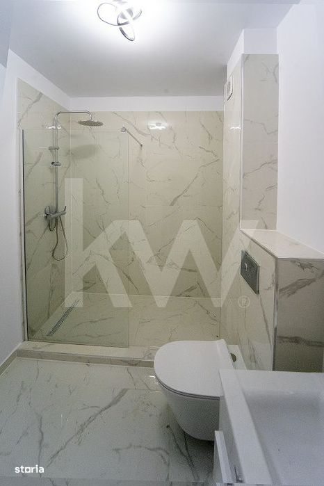 Apartament 3  camere - finisat la cheie, intabulat