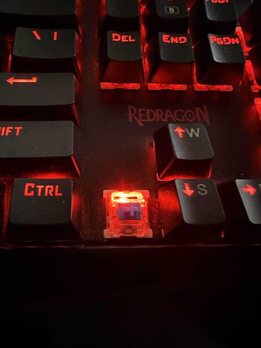 Tastatura Mecanica BLUE