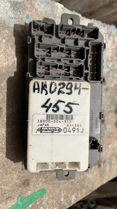 Блок предохранителей Хонда