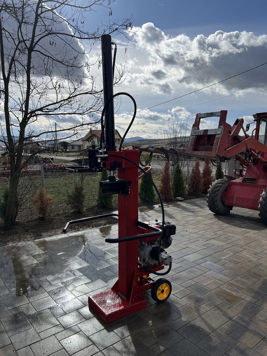 Crepator lemne 14T motor pe benzina