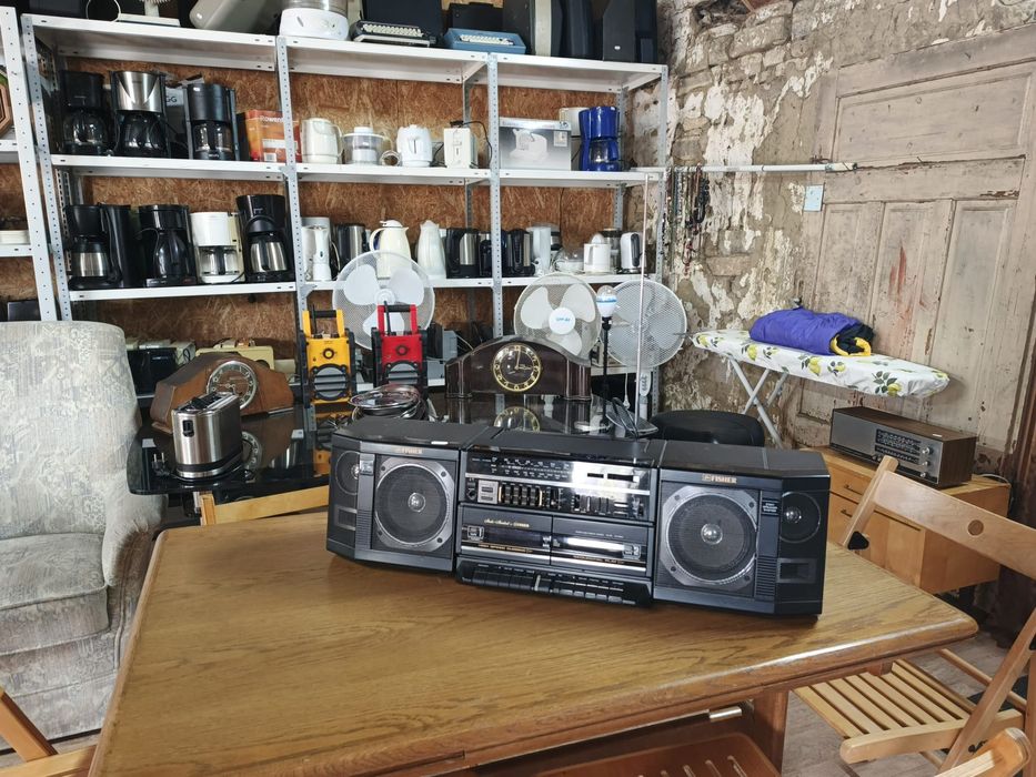 Vând mai multe lucruri