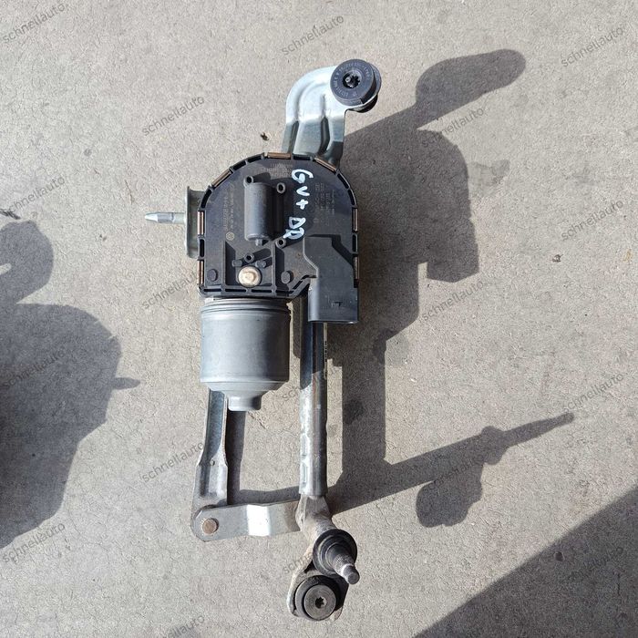 Ansamblu stergator cu motoras dreapta VW Golf 5 plus cod 5M0 955 024 E