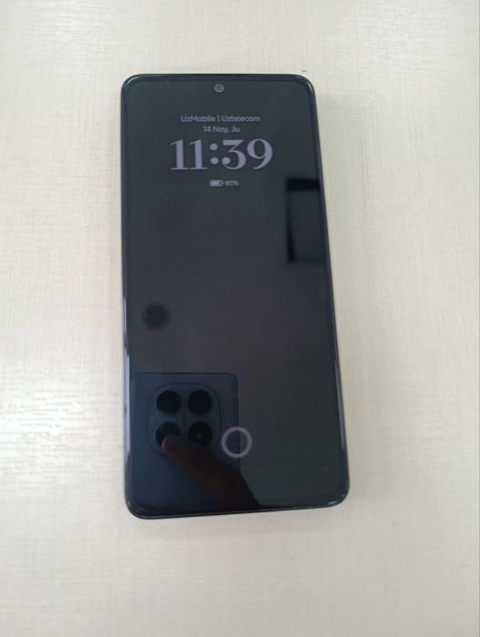 Telefon sotiladi.Redmi Note 13,