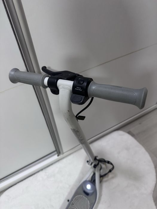 Trotineta Electrica Copii Ninebot eKickScooter ZING C8 (6-12 ani)