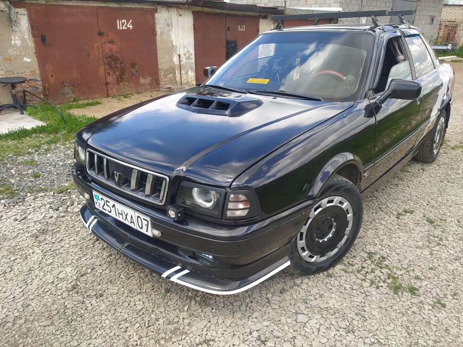 Продам Ауди 80 Б4 . 2 л.