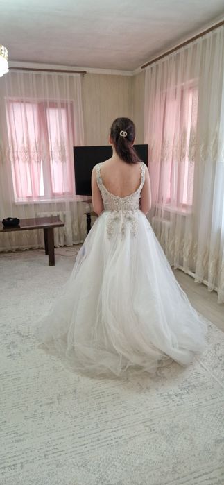 Продам красивое свадебное платье!