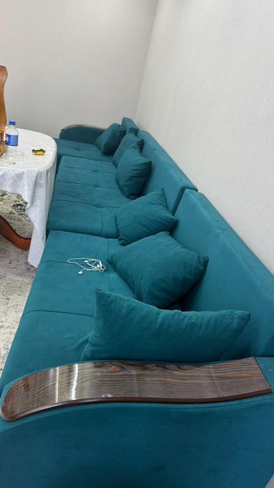 Угловой диван сатылады