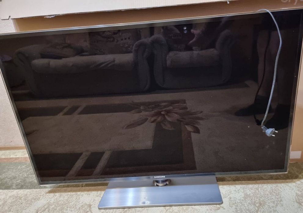 продам телевизор Samsung