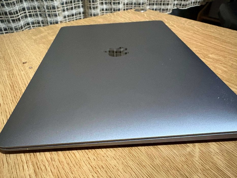 Apple MacBook Air 13" (M1, 2020) Space Grey