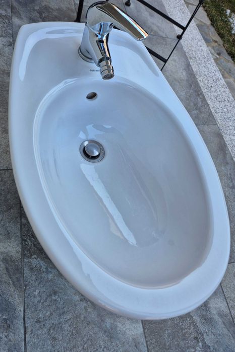 Bideu Cersanit cu baterie