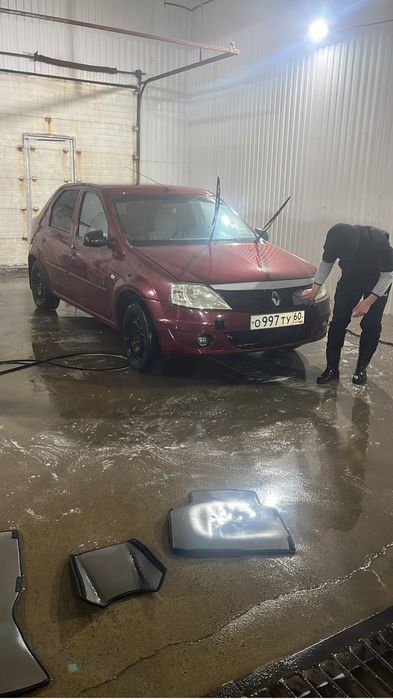 Renault Logan 1.4  сатылады