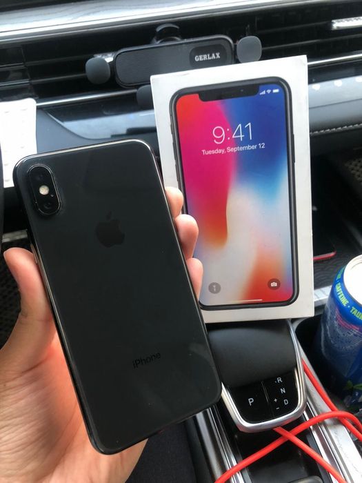 Айфон Х 256гб.       ….