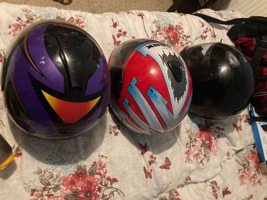 Căşti moto diferite mărimi