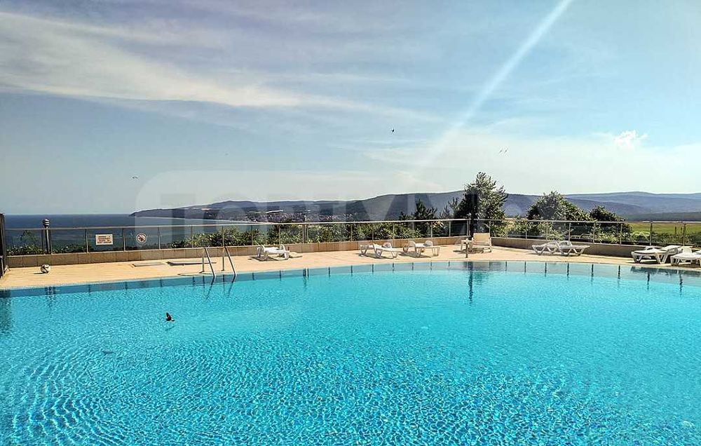 Продава се Двустаен апартамент в Бяла - 90 кв.м за 734 €/кв.м - Снимка #17