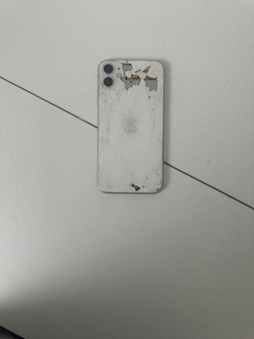 Iphone 11 с коробкой