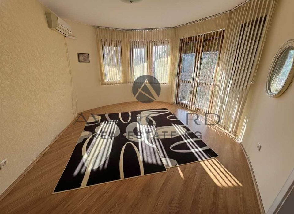 Продава се Къща в Пловдив, Остромила - 240 кв.м за 1041 €/кв.м - Снимка #15